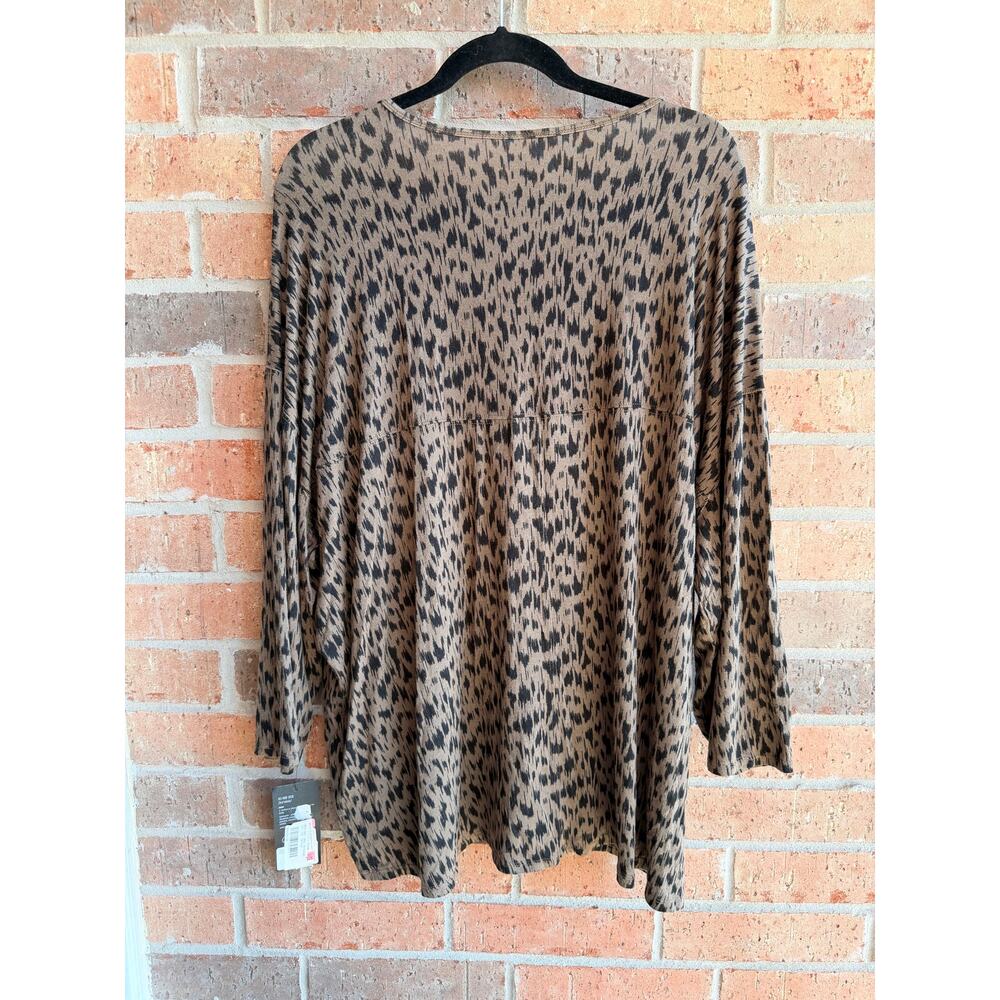 Kinesis Womens Brown Black Leopard Active Stretch Long Sleeve Tunic Tops 2X NWT - Picture 2 of 3